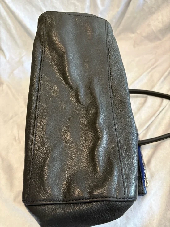 Michael Kors Tippi Large Leather Satchel in Black and Sapphire Zip Tote Bag - Picture 10 of 10